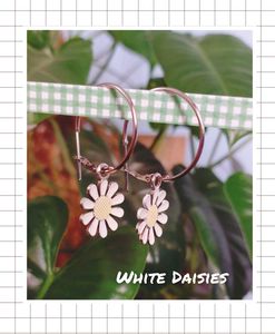 White Daisy Earring Hoops🤍🪽