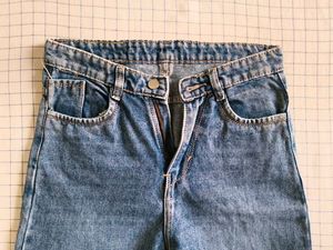 Wide Leg Blue Jeans