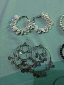 Earrings Collection