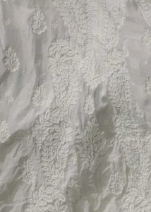 7D chikankari kurta
