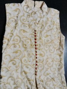 Ethnic White Kurta With Mirror Work Border