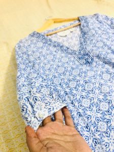 H&amp;M Blue Patterned Tunic Top