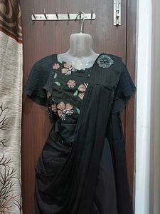 Elegant Black Saree with Floral Details And Belt
