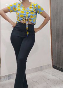 Beautiful Sunflower Print Top
