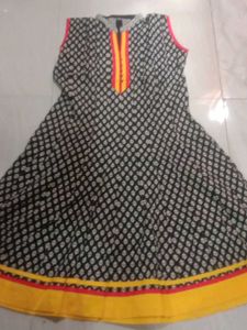 New Sleeveless  Cotton Kurti