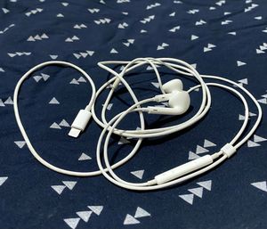 Apple Earphone