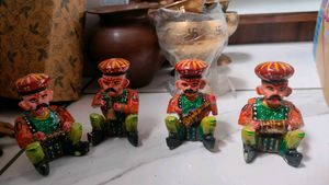 Handcrafted Indian Showpieces