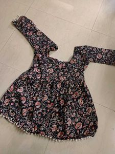 Black Square Neck Fliral Kurti