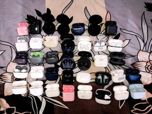 Airpods Lot