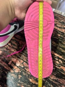Nike Air Jordan Pink