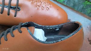 Leather shoes 7