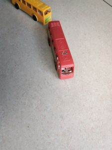 Small Extensively Used Bus Toy 2 Pieces