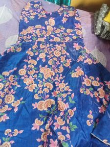 Gaun Frock