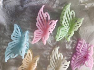 Butterfly Clutcher