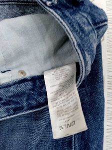Lace Detail Jeans