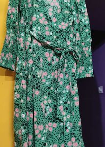 Plus Size Floral Printed Wrap Midi Dress
