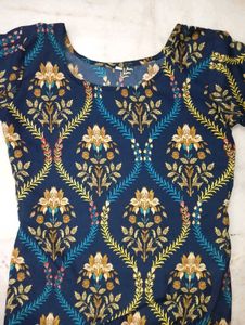 Elegant Floral Print Kurta