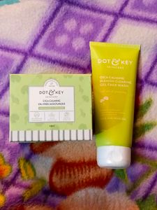 Dot &amp; Key Skincare Set (Pack Of 15)