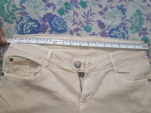 Like New ZOLA denim