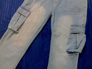 Cargo Jeans