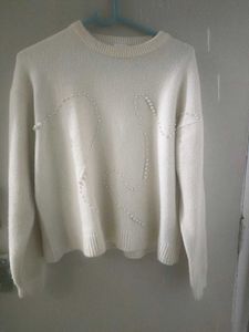Cute White Pearl 🦪 Sweater