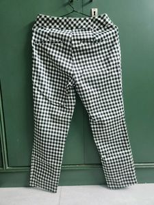 It&#39;s an Formal Trouser. Cheque In Print.