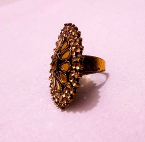Vintage Gold Tone ADJUSTABLE Ring💍