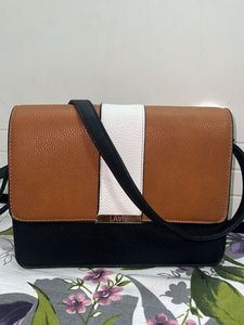Superb Stylish Lavie Sling Bag