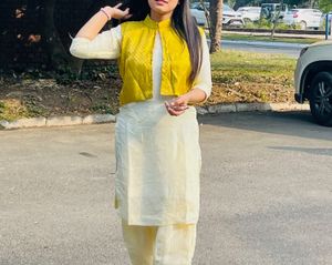 Elegant Ethnic Kurta Set with Jacket