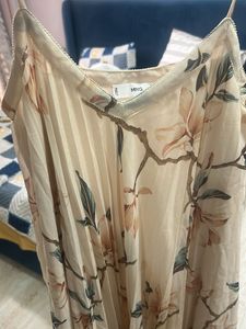 Floral Print Pleated slip Dress