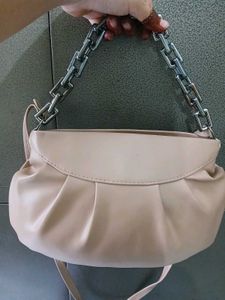 Metro Sling Bag With Free Gift