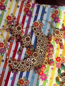 Kundan Jewellery Set