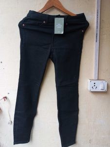 H&M Black Denim Skinny Jeans (Women)