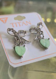 Titan Green Heart Bow Earrings