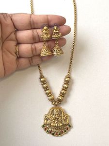 Temple Necklace Set