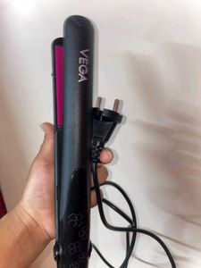 VEGA Hair Straightener