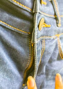 Blue High Waisted Denim Jeans💙🖤