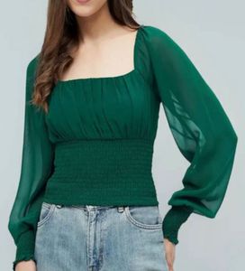 Chic Green Crop Top