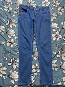 WROGN Men Denim Light Fade Stretchable CasualJeans