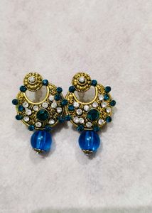 Selling A Two Gorgeous Earrings