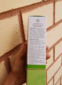 Mamaearth Tea Tree Foaming Facewash