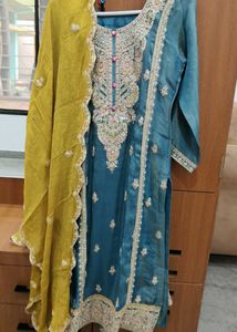 Pakistani  3 Piece Set