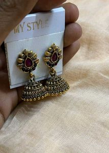Traditional Jhumkas🧡