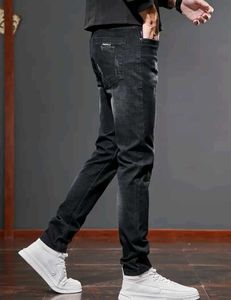 “Trendy Black Denim Jeans – a perfect blend of sty