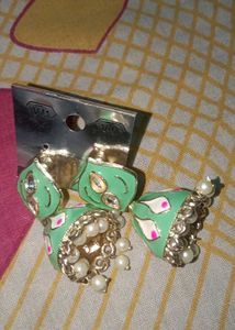 Earings