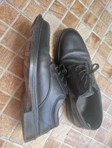 Used Black Formal Leather Shoes( UK 41)