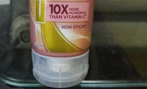 Vaseline Gluta-Hya Lotion