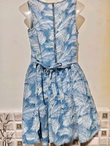 🎄Buy 1, Get 1 Free🎁Blue &amp; White Leaf Print Dress