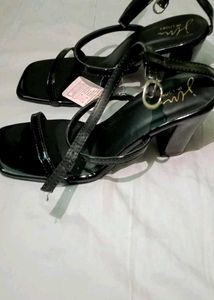 Black Block Heel