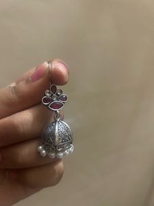 Jhumke